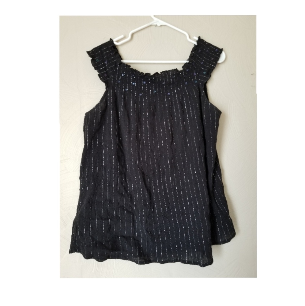 Sleeveless top
